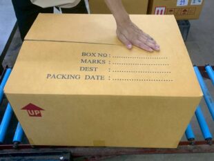 packingtropicalfishbox